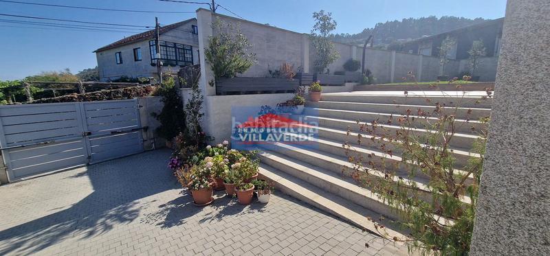 Foto dbec1213-438f-4a7a-beca-929f2b2a3f11. Casa chalet de piedra con piscina en Cangas pueblo Cangas