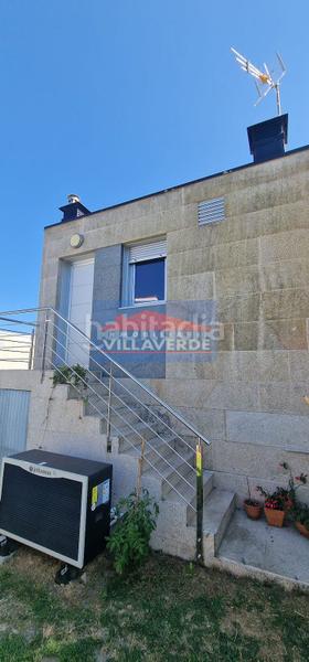 Foto e5b11715-e5b4-464b-a91a-e435c371f581. Casa chalet de piedra con piscina en Cangas pueblo Cangas