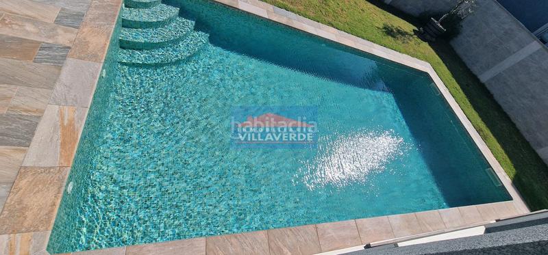 Foto f0f286bf-37f3-46e7-9efc-d3e3079e97c4. Casa chalet de piedra con piscina en Cangas pueblo Cangas