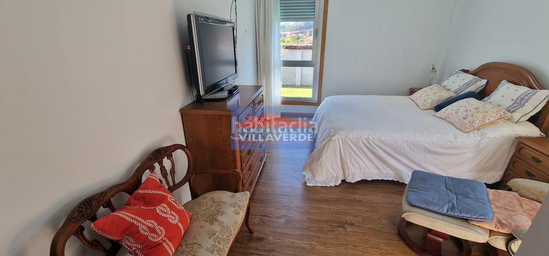 Foto f684f2a4-7357-4e10-a28f-6e6f21a5f51e. Casa chalet de piedra con piscina en Cangas pueblo Cangas