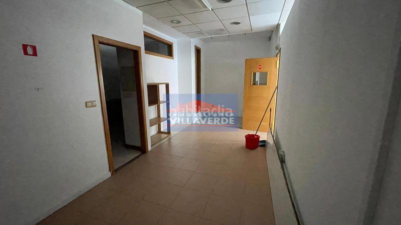 Foto bf5adf34-c166-4755-8130-c5b5b5132f88. Geschäftsraum in Coiro Cangas