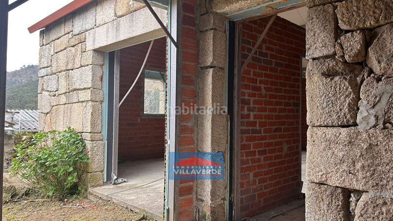 Foto 25640d1a-5c00-456a-a2f2-0b17958bf4b1. Casa  en exclusiva en zona de Aldán en estado de construcción. en Cangas
