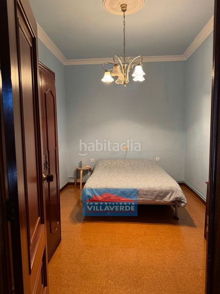 Foto bf870dfa-efd7-496d-9b74-0c6a8276cfe2. Casa adossada amb aparcament a Cangas pueblo Cangas