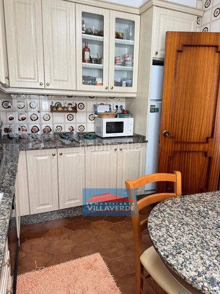Foto d56ef6e0-c6c7-46d0-b77b-7f316c0c5ead. Casa adossada amb aparcament a Cangas pueblo Cangas