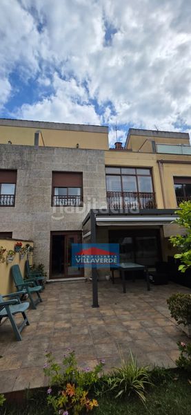 Foto 1297d049-358d-402d-8e66-237d255e569a. Casa adossada amb calefacció aparcament a Darbo Cangas