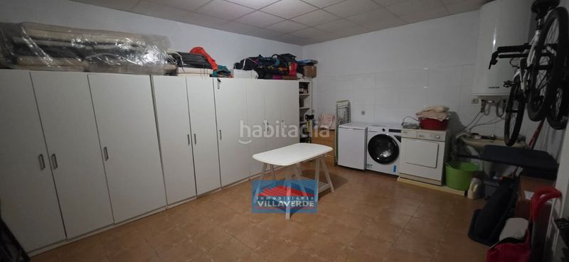 Foto b505cbbd-c955-48e5-9c37-92963246c81a. Casa adossada amb calefacció aparcament a Darbo Cangas
