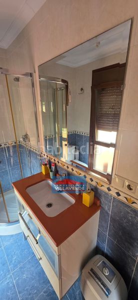 Foto c24e1454-211e-4f75-9ddf-6ca9b329a911. Casa adossada amb calefacció aparcament a Darbo Cangas
