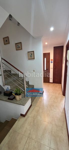 Foto c3f4a4f2-f79f-4626-b2c3-f04783272b61. Casa adossada amb calefacció aparcament a Darbo Cangas
