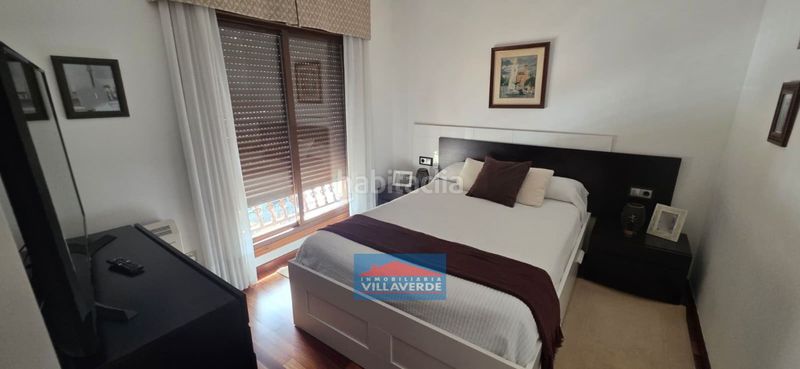 Foto d296e24e-6833-4577-9087-b728e250f6fd. Casa adossada amb calefacció aparcament a Darbo Cangas