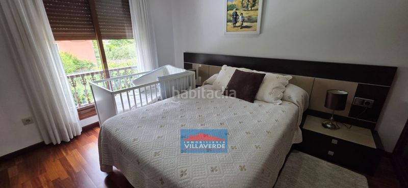 Foto eeea901d-ee66-482d-a505-2a19f02a5e95. Casa adossada amb calefacció aparcament a Darbo Cangas