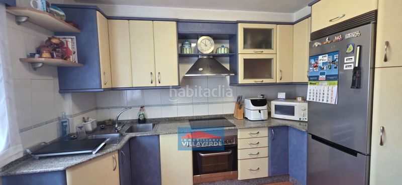 Foto 1555da79-5a14-4aac-bd7d-706f7744a953. Pis amb calefacció aparcament a Darbo Cangas