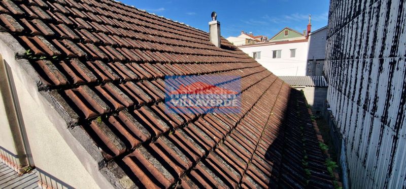 Foto 641c088c-e96d-444e-a9bd-5c2399a7be85. Casa amb calefacció aparcament a Moaña