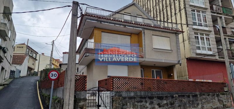 Foto e43a0317-aa39-4e37-bd75-af2d5f2d27e6. Casa amb calefacció aparcament a Moaña