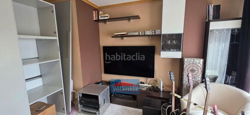 Foto 31b12de1-0d17-4728-b558-d05c70e332d5. Pis amb calefacció aparcament a Coiro Cangas