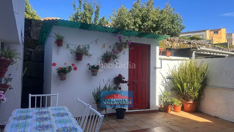 Foto 1b94e34d-0b41-46e7-8fbc-57b170ce26a2. Alquiler casa alquiler vacacional con patio en el casco antiguo en Cangas