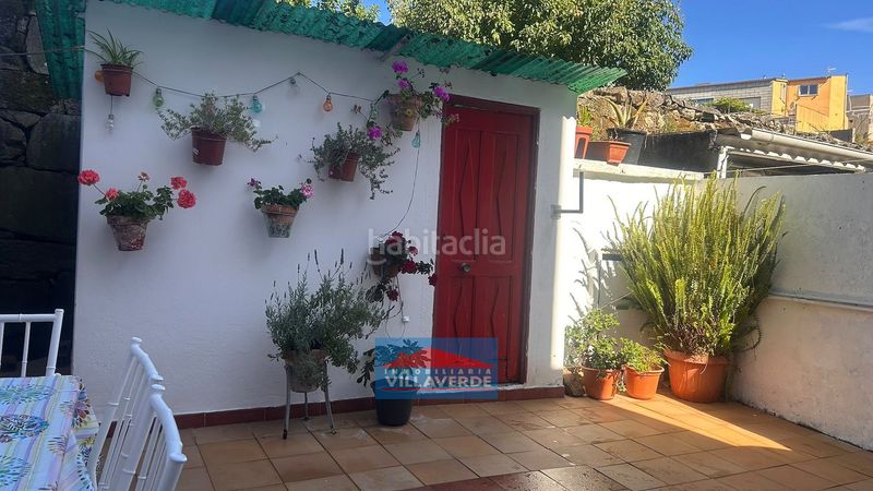 Foto fe62708e-1bd2-4bc1-828d-ed22e5ddcd81. Alquiler casa alquiler vacacional con patio en el casco antiguo en Cangas