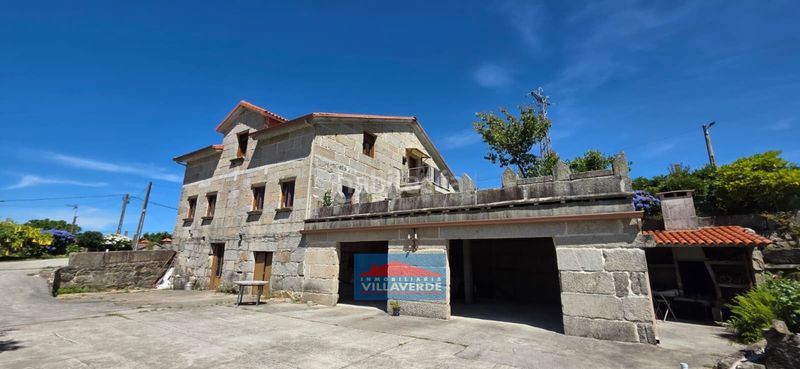 Foto e1067a51-2437-4c99-bb0b-4e5f6d2330eb. Casa amb aparcament a Marín