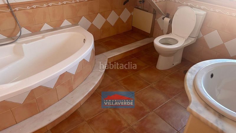 Foto 632e6222-d551-4bff-b3ab-49cc1a0e5597. Casa a Darbo Cangas