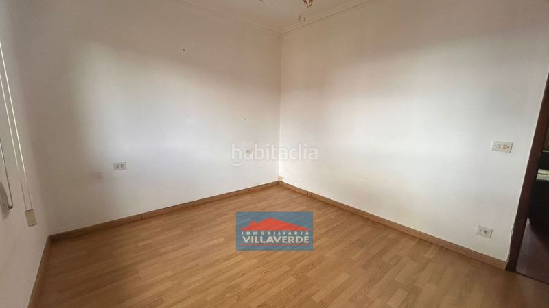 Foto b8d12f0d-8445-41ba-a873-370bba13ffdd. Casa a Darbo Cangas