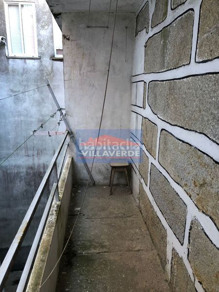 Foto 90c2c7e6-f9a9-4913-9fa1-a5dc120f5380. Casa amb calefacció a Cangas pueblo Cangas
