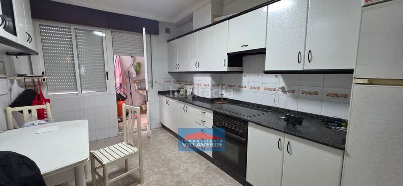 Foto b0ff83ce-21a6-4fe1-8560-534e0a46592f. Pis amb calefacció aparcament a Darbo Cangas