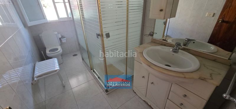 Foto b732b0b3-fa2a-4aee-8a3c-162534cf6583. Casa amb aparcament a Darbo Cangas