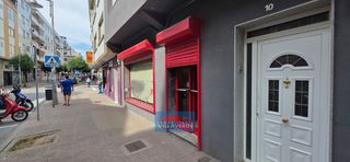 Lloguer Local Comercial a Coiro. Alquiler de local comercial en el centro de cangas