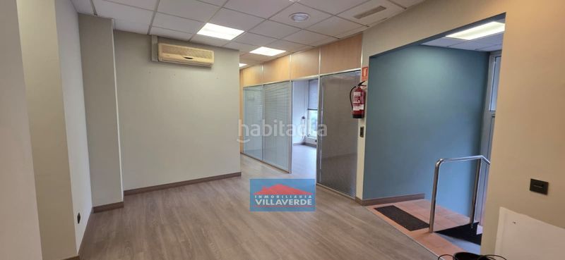 Foto ea4fb5b5-9291-48fa-a3ad-a8efb3805f06. Geschäftsraum in Coiro Cangas