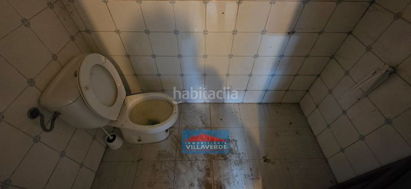 Foto 43ff6c4c-b870-4a98-b654-62dd4c24f9b0. Local comercial a Coiro Cangas