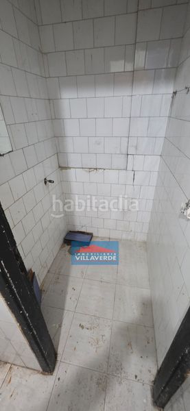 Foto 474ba6be-1a2f-4940-b2f1-af84f565cb42. Local comercial a Coiro Cangas