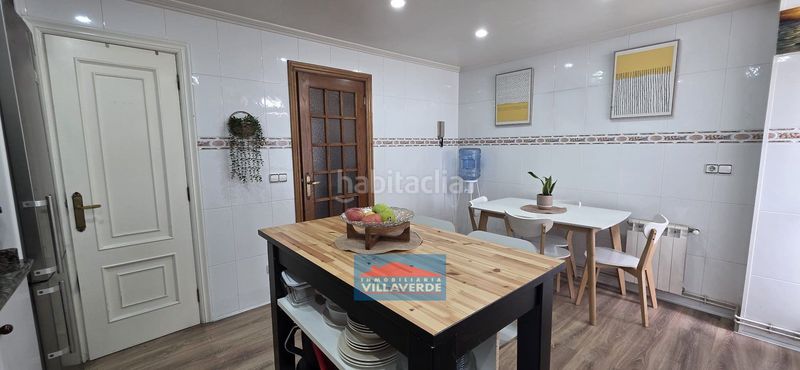 Foto c1d69678-e10f-40e9-84a5-f413e19275e6. Pis amb calefacció a Cangas pueblo Cangas