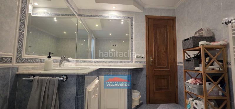 Foto d5b3808d-2a8b-4bda-9168-c4e0cbdb97a7. Pis amb calefacció a Cangas pueblo Cangas