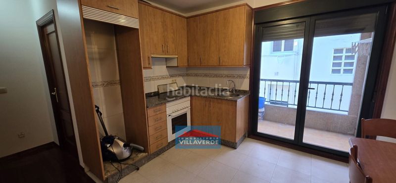 Foto b9c561b4-d076-456e-90e3-e8c7e92f5e41. Estudi amb aparcament a Cangas pueblo Cangas