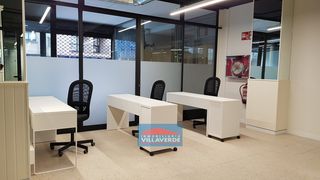 Business premise in Darbo. Magnifico local comercial de 300 m2 totalmente reformado en cang