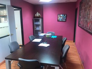 Local Comercial  Carrer de sol i padr�s. Amplio local centrico