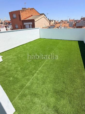 Foto 37d8bbfc-f5bb-462c-a715-d0e75e1089d5. Dúplex amb calefacció a Creu de Barberà Sabadell
