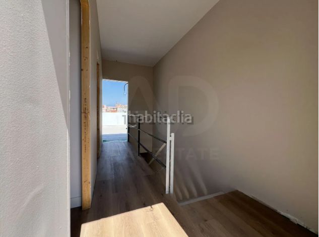 Foto c1b0b656-84d7-42ea-b43f-4f707fcdf177. Dúplex amb calefacció a Creu de Barberà Sabadell
