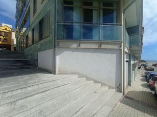 Local Comercial a Rúa trapero pardo 12. Dúplex con 3 dormitorios a 20m de playa rapadoira