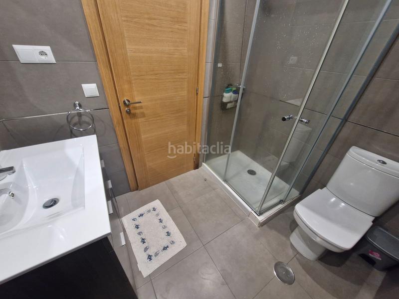 Foto 5fb8bdf9-f7ae-4e80-8c2e-1d5a1f332fc2. Pis a rúa pintor laxeiro 5 a Foz