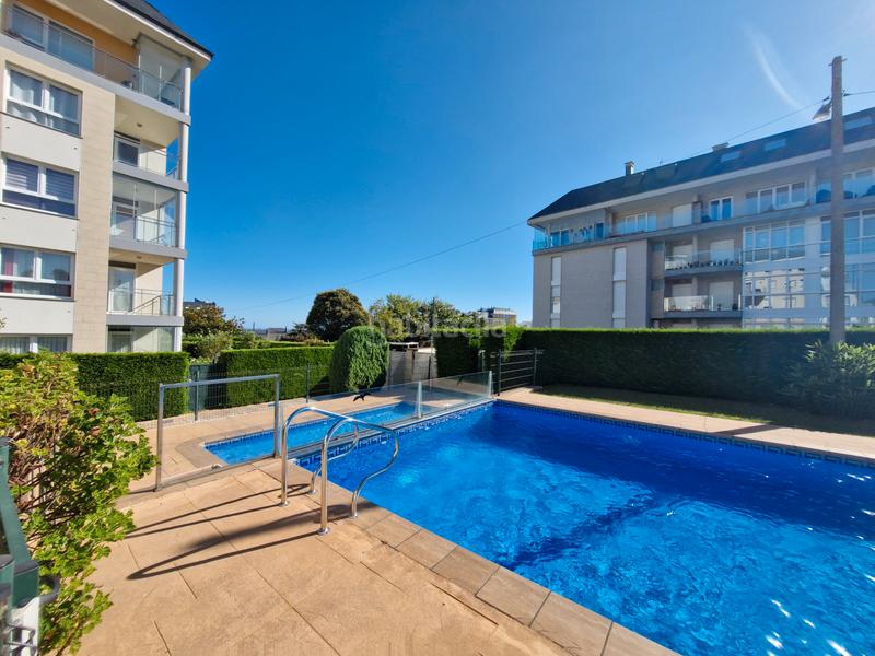 Foto 292cb9d7-dd30-4774-bd08-d9161ba78e12. Zweistöckige wohnung in rua fiallega 2 in Foz