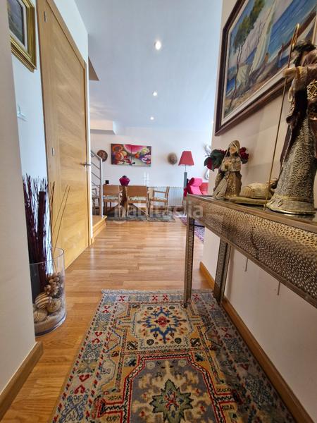 Foto 78d2f558-300e-43ef-8539-cbcc89e49293. Zweistöckige wohnung in rua fiallega 2 in Foz