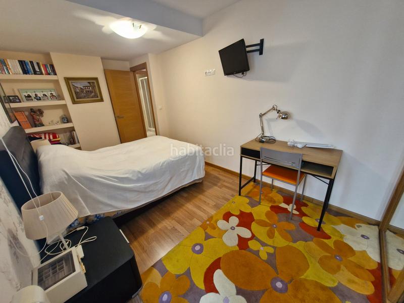 Foto ff24f2df-3bf5-4030-9b0a-142b39372f2d. Zweistöckige wohnung in rua fiallega 2 in Foz