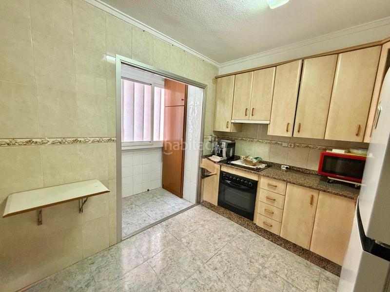 Foto 066cd7e2-5dac-4130-9e86-55d9f85ca41c. Alquiler piso estupendo piso de alquiler muy amplio, todo exterior con balcón visítelo! en Orihuela