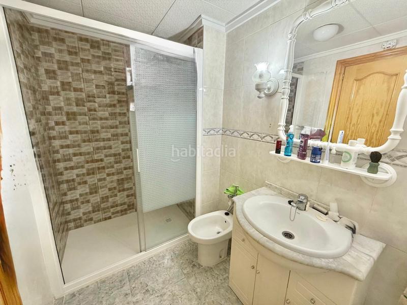 Foto 4b5e130b-2745-4cbc-9298-394b83604643. Alquiler piso estupendo piso de alquiler muy amplio, todo exterior con balcón visítelo! en Orihuela