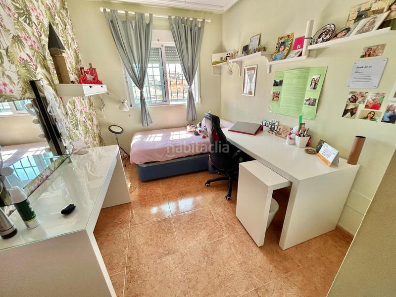 Foto fcfa4779-4861-4292-a136-c5359f475c60. Casa estupendo dúplex seminuevo, con garaje, piscina, gimnasio... visítelo ya sin compromiso!! en Redován
