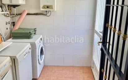 Foto b4b8cda7-01fe-43b9-85d8-356e75a88fd2. Casa a calle granada 10 a Redován