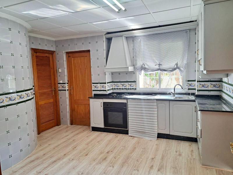 Foto 14701c0c-b27d-4ccf-bd6c-cc8cb80c98a0. Chalet in vereda liorna. desam. 7 in Desamparados - Hurchillo - Torremendo Orihuela