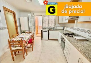 Pis a Orihuela Ciudad. Magnifico piso seminuevo en orihuela, con garaje y trastero muy