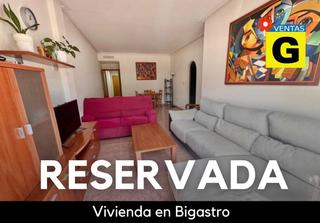 Pis en Calle sorolla 2. Magnifico piso en el centro de bigastro, seminuevo, amueblado po