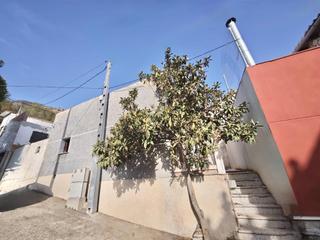 Casa adossada  Rincon de seda 11. Oportunidad única adosado en el corazón de orihuela a solo 39,99